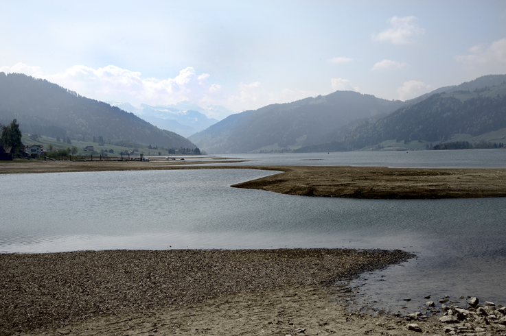 Sihlsee April 2011 mit sehr tiefem Wasserstand