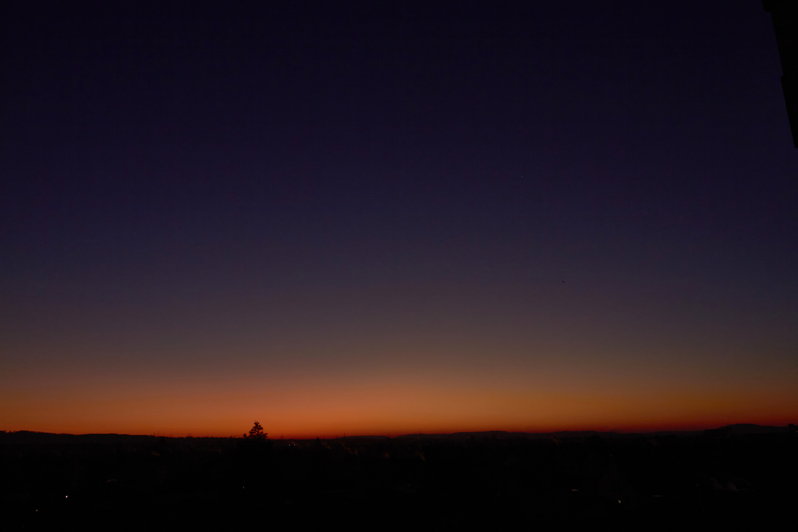 " Silberstreif "  am Horizont