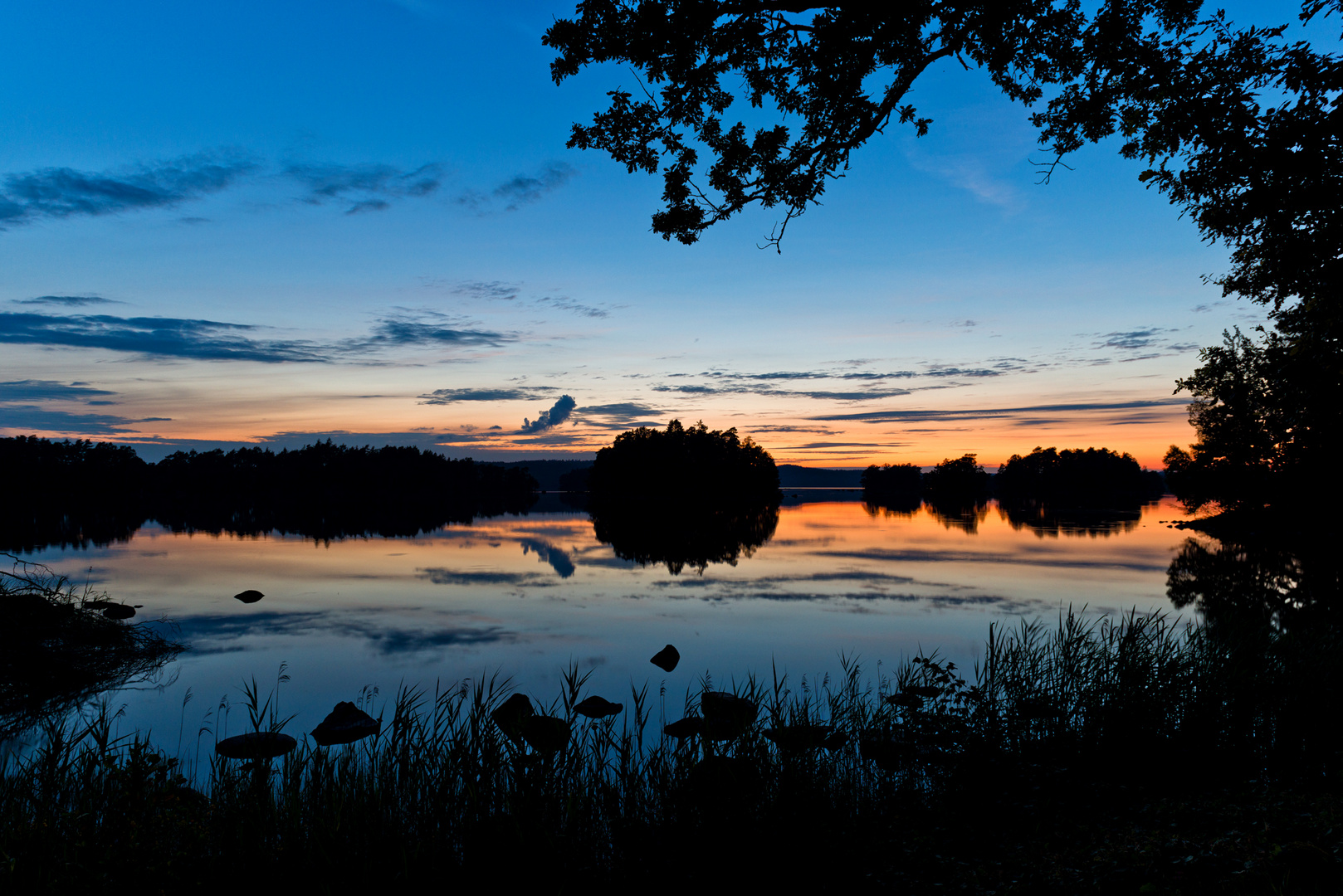 silence-in-blue-hour-in-South-Sweden