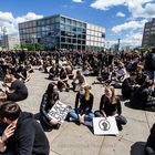 SILENT-DEMO GEGEN RASSISMUS BERLIN ALEXANDERPLATZ #05