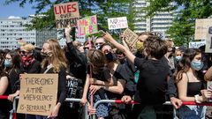 SILENT-DEMO GEGEN RASSISMUS BERLIN ALEXANDERPLATZ #08