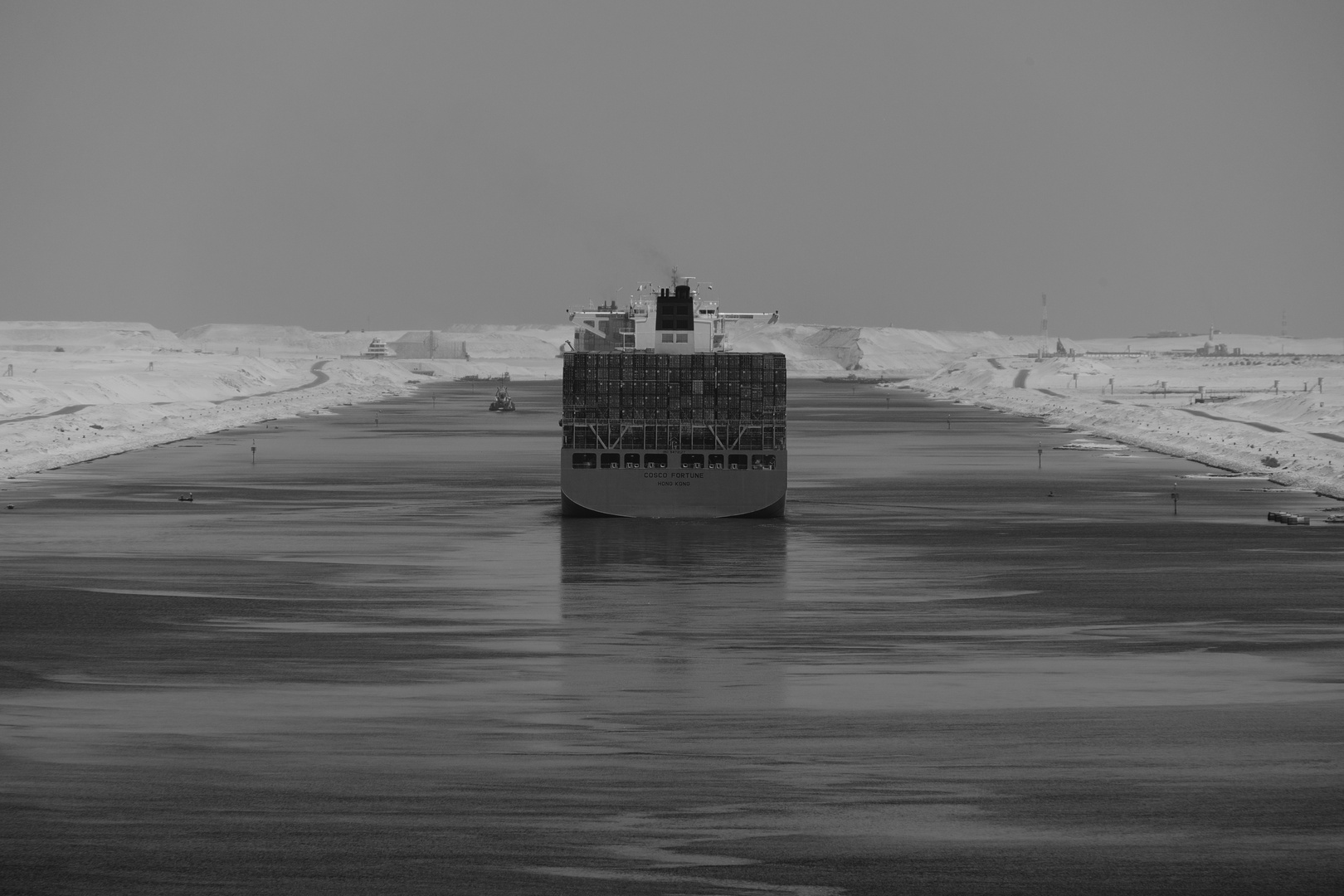 silent monotony - Suez Canal