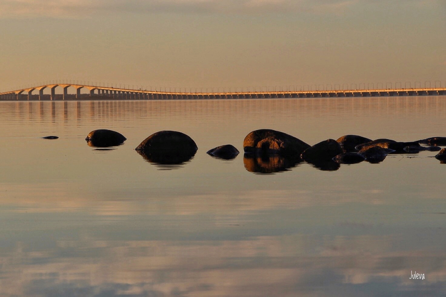 Silent water by the bridge