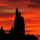 Silhouette der Busdorfkirche in Paderborn...