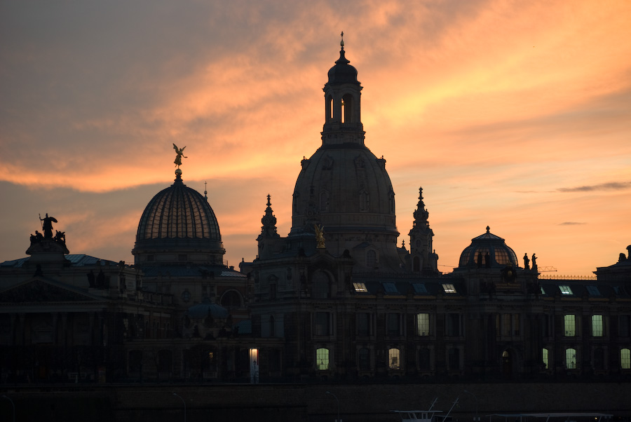 Silhouette Dresden #1