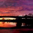 Silhouette einer Brücke