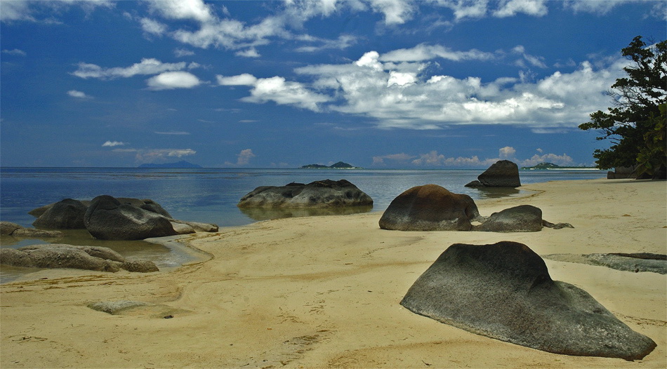 Silhouette Island