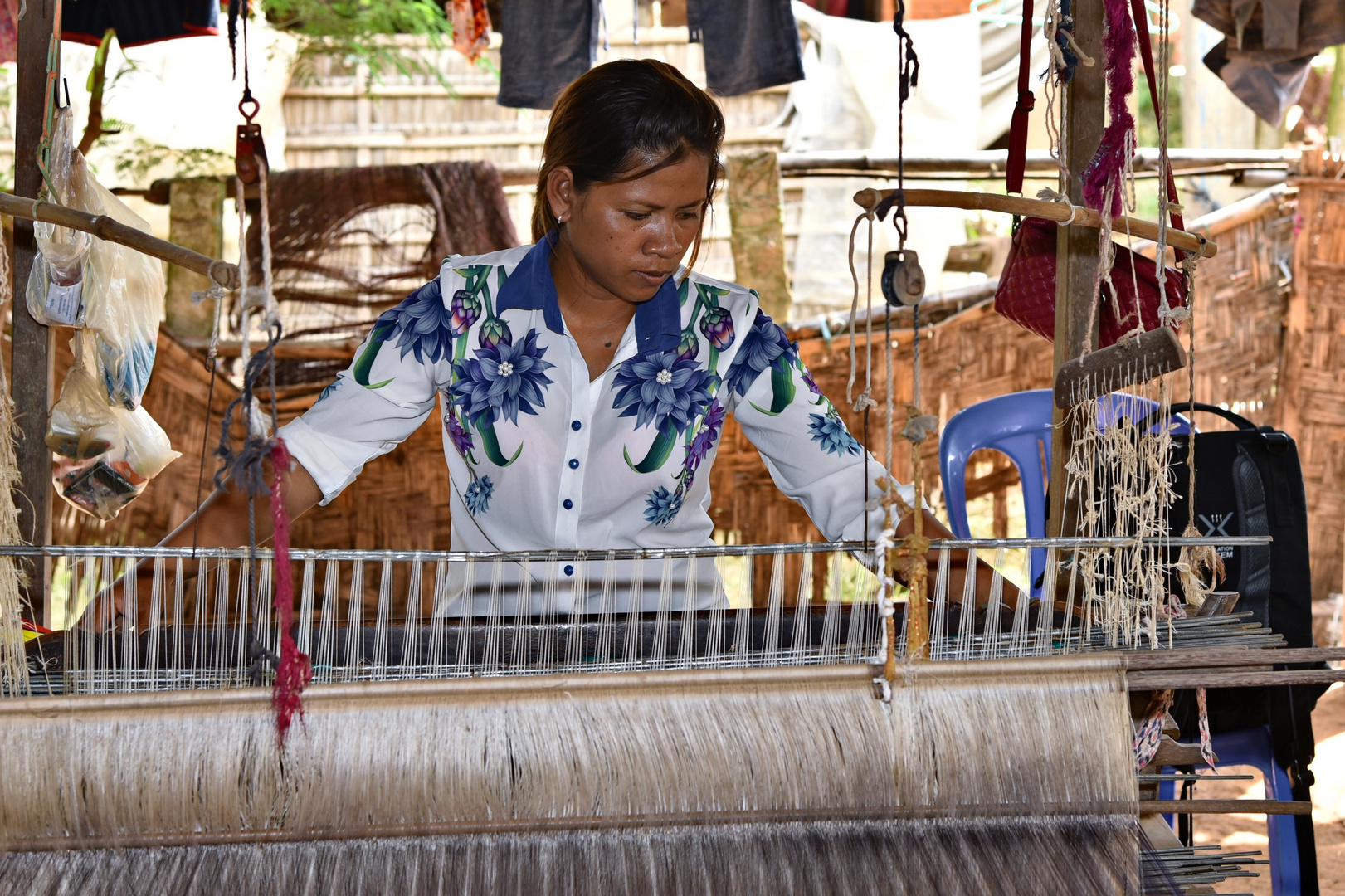 silk weaving 02