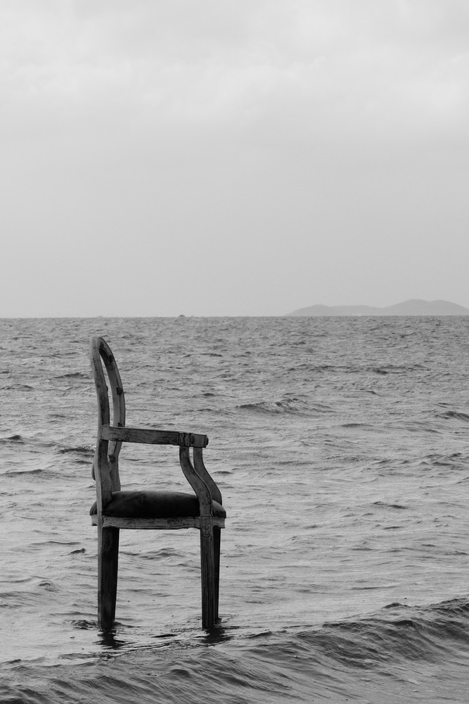 Sillón en el mar