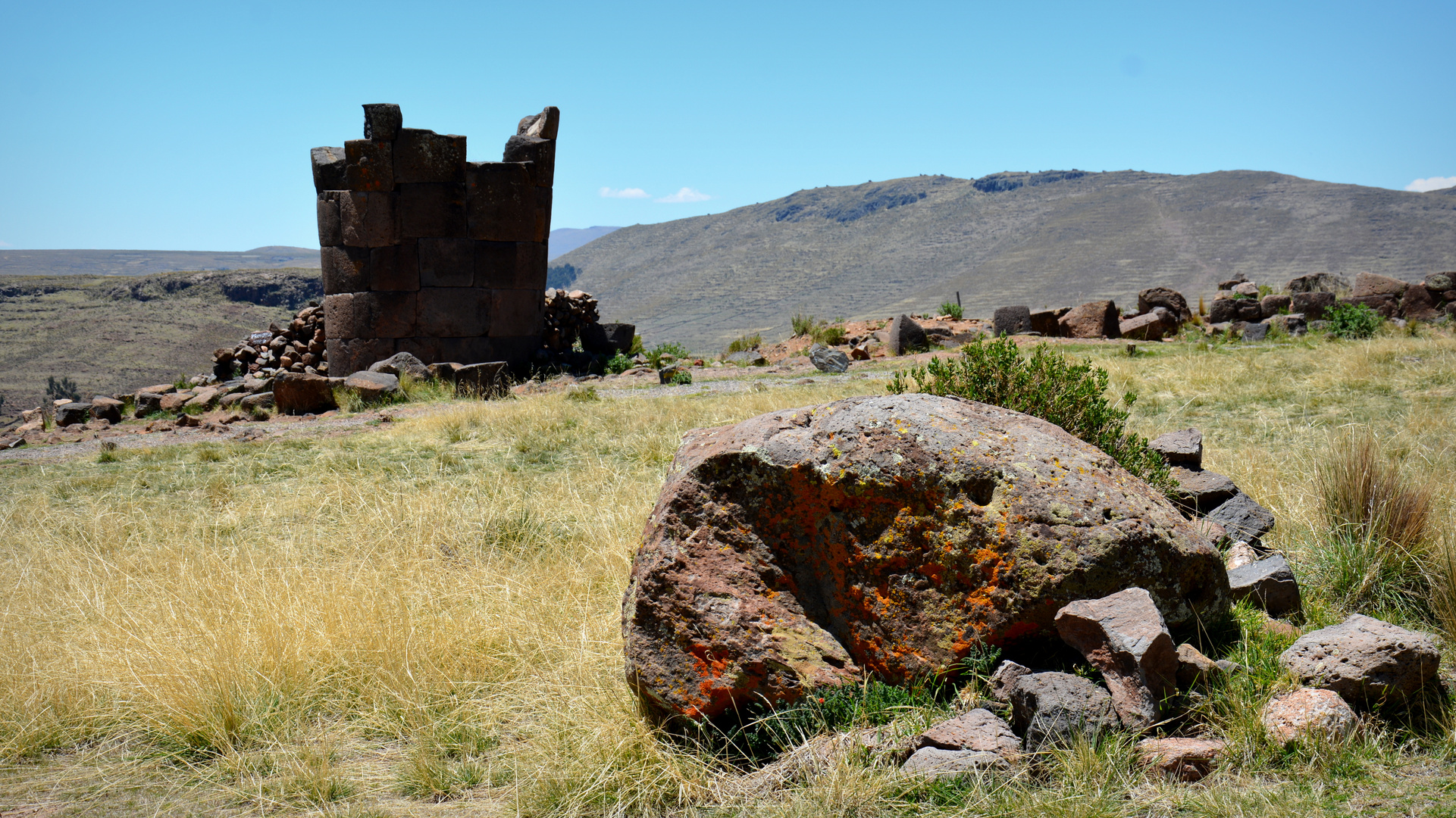 Sillustani, Grabtürme am Umayo See