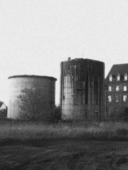 Silos im alten Lederwerk