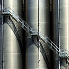 Silos mit Treppe