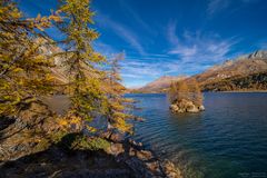 Silsersee mit Insel