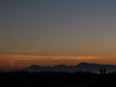 Siluetas al amanecer