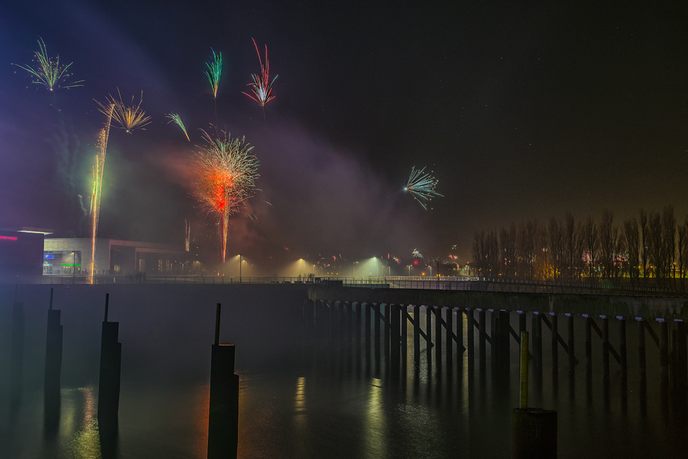 Silvesterfeuerwerk Bremen Waterfront, 3