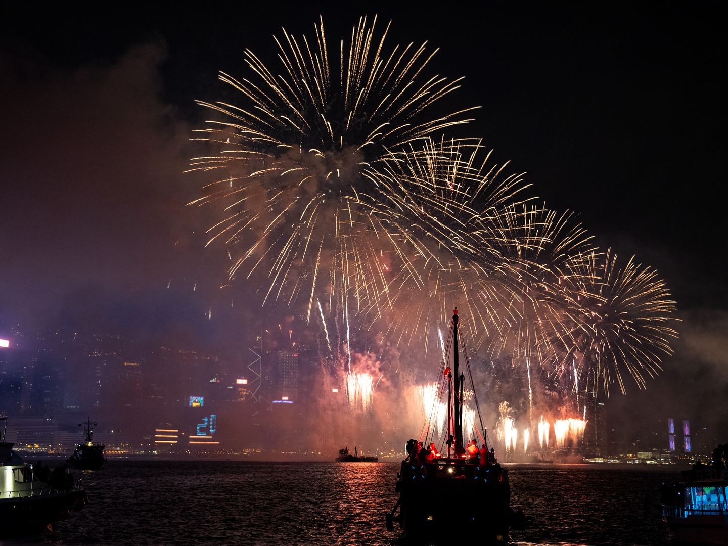 Silvesterfeuerwerk über Hongkong