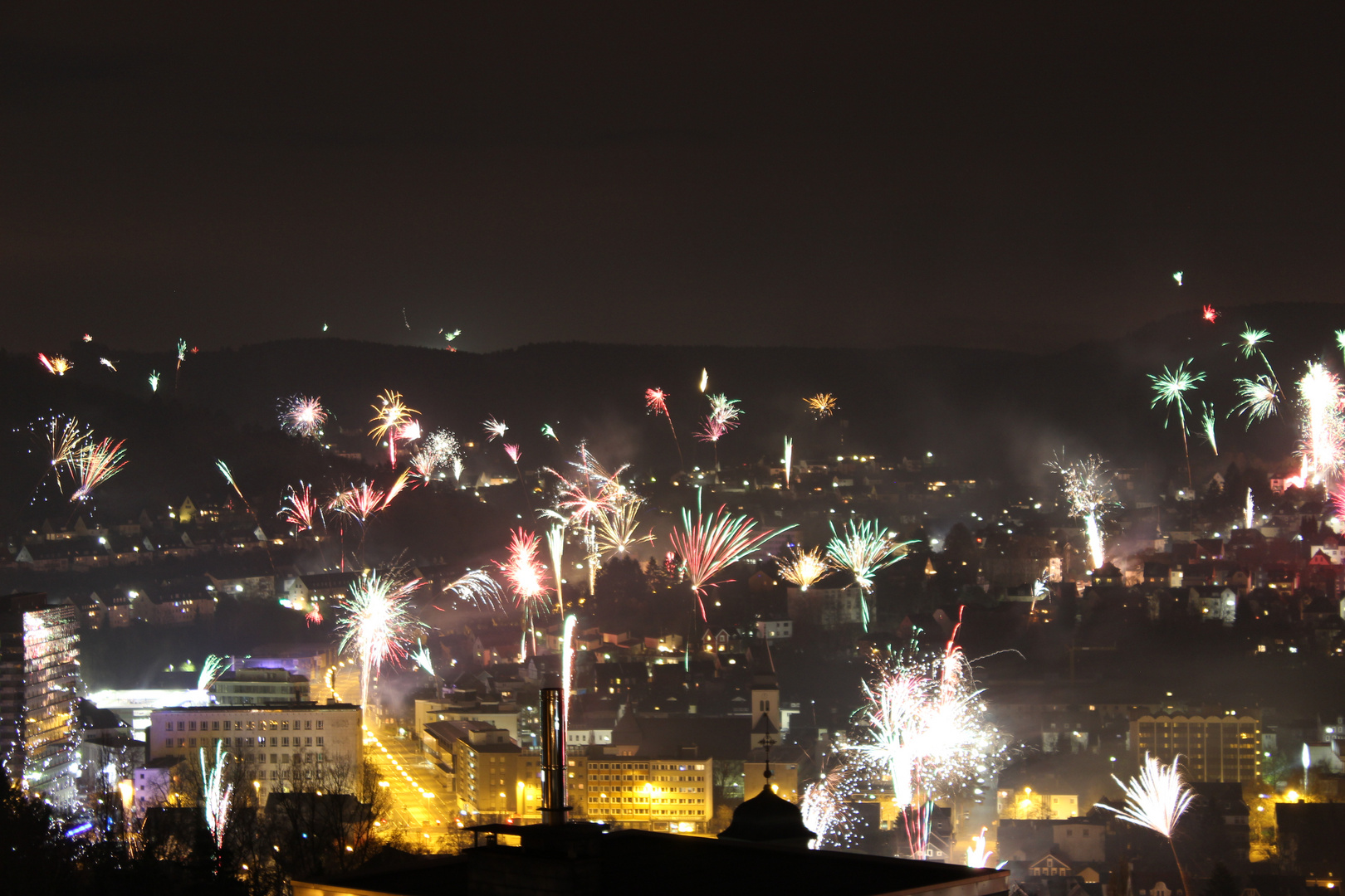 Silvesterfeuerwerk über Siegen