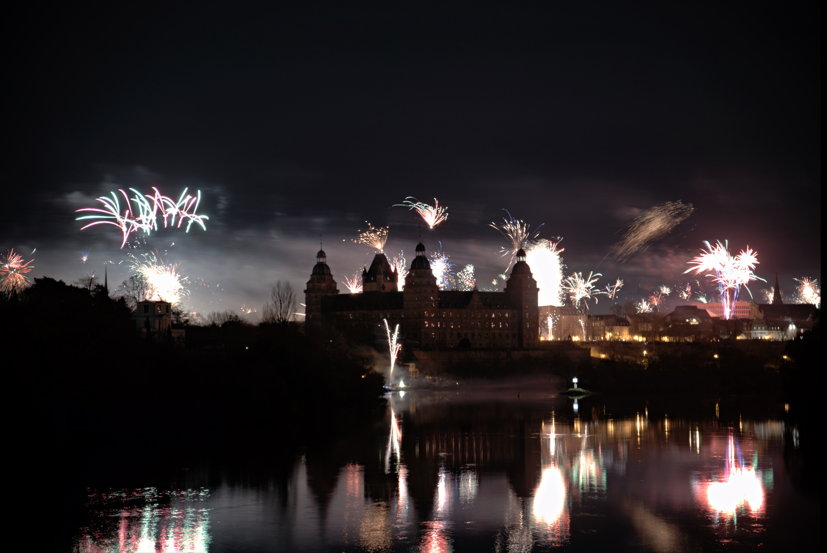 Silvesternacht am Main