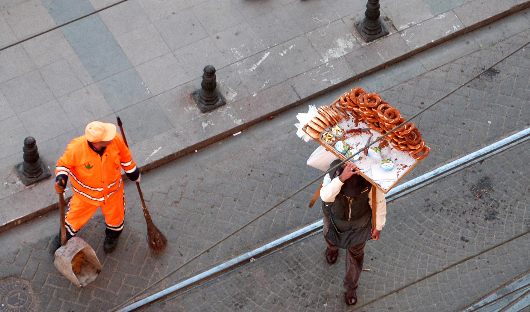 simit from above