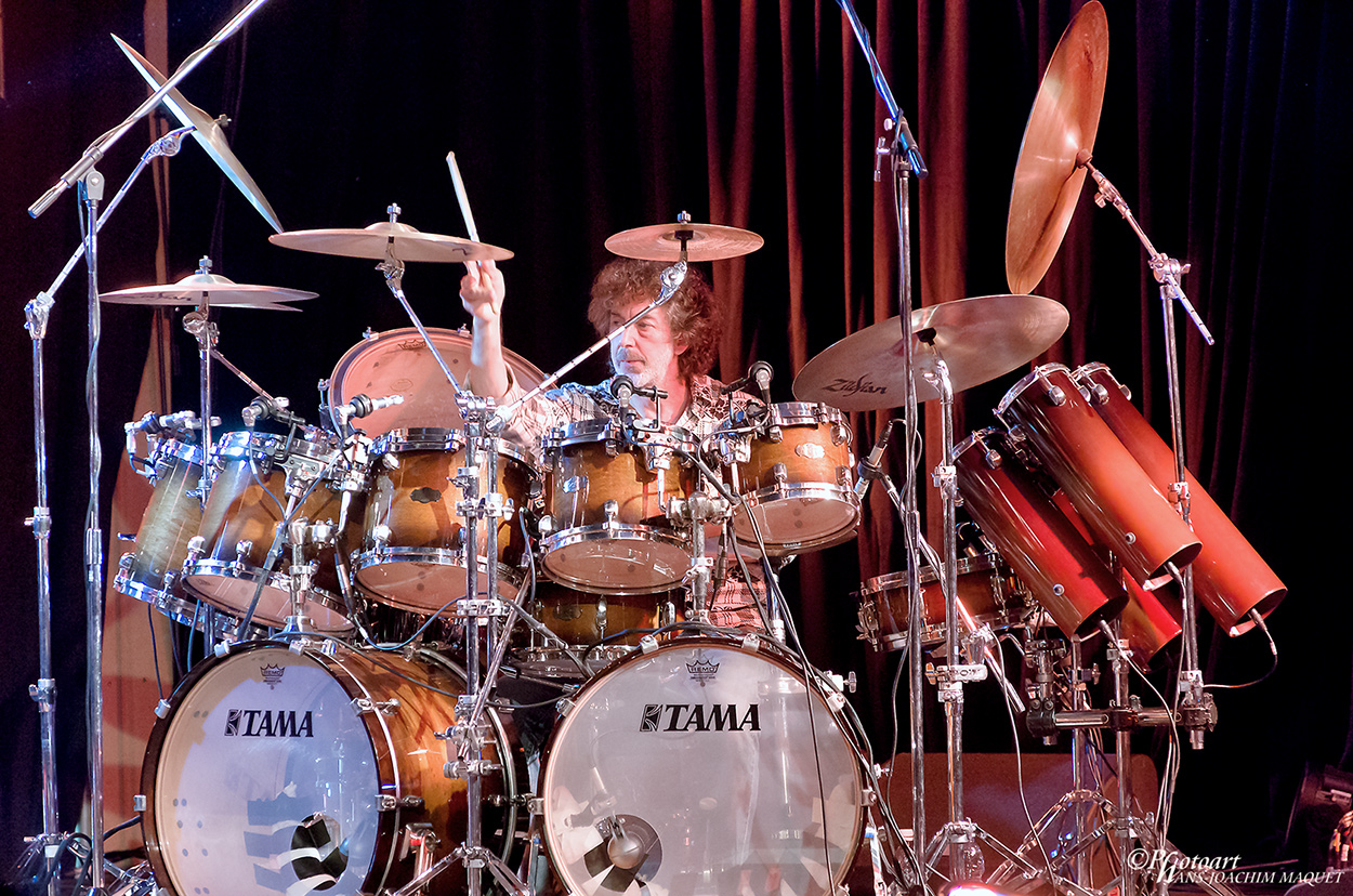 Simon Phillips