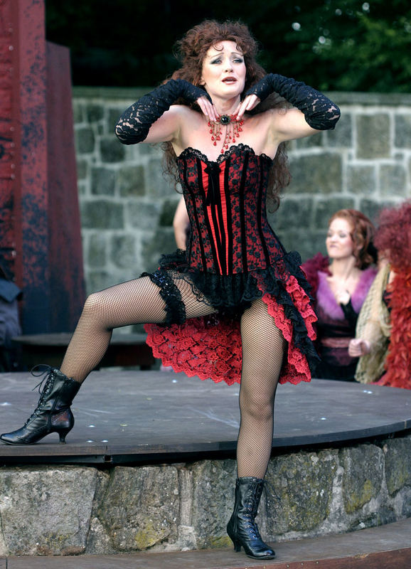 simone geyer als lucy harris in jekyll &hyde -freilichtspiele tecklenburg- 2007