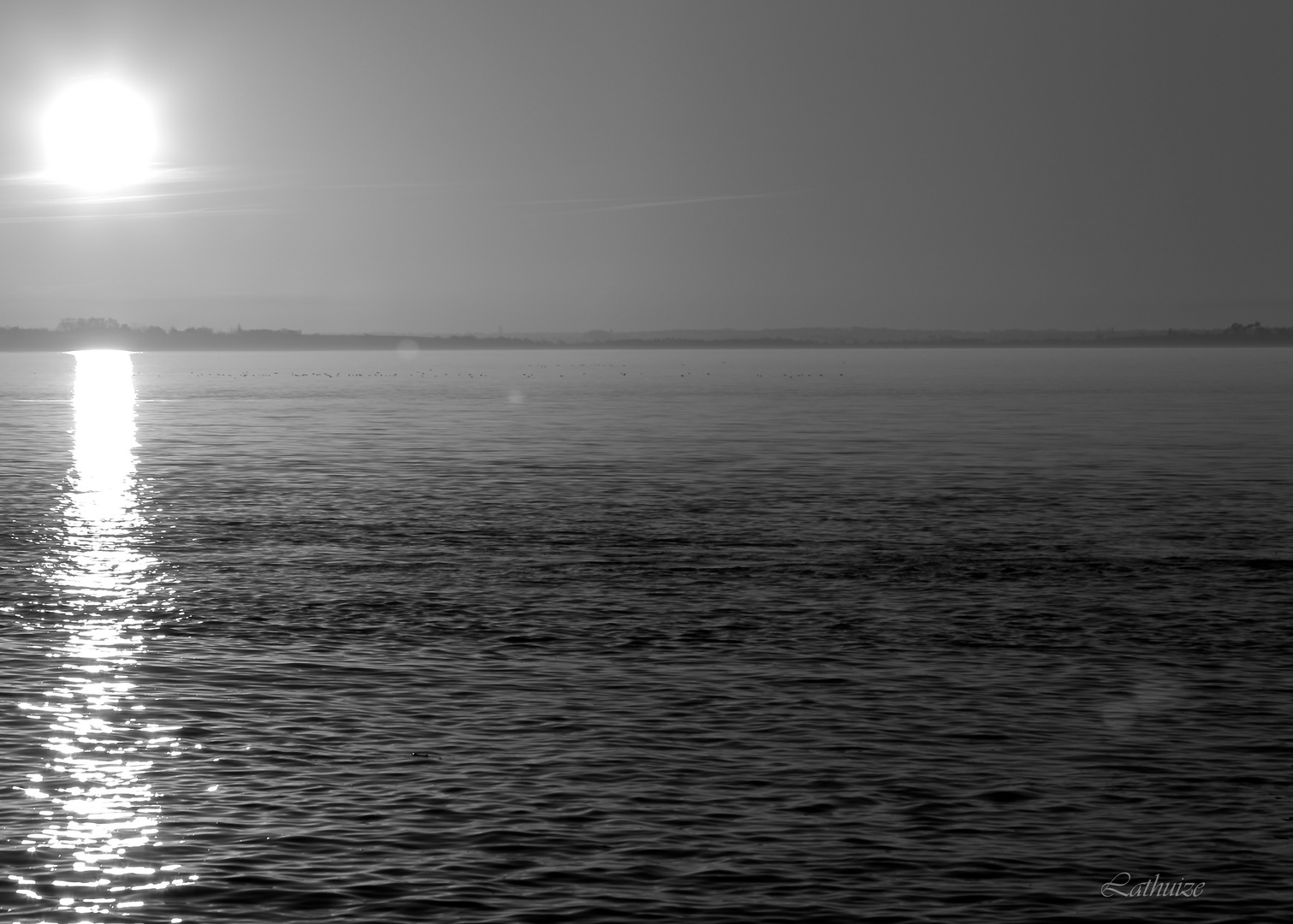 Simplement, un soleil qui se couche, une journée qui se termine...