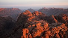 Sinai-Gebiet kurz nach Sonnenaufgang