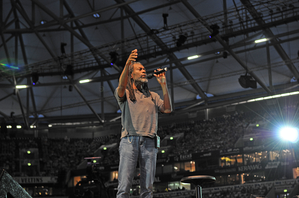 ! SING - DAY OF SONG 5. JUNI 2010 in der Veltinsarena (Gelsenkirchen) #03 - Bobby McFerrin