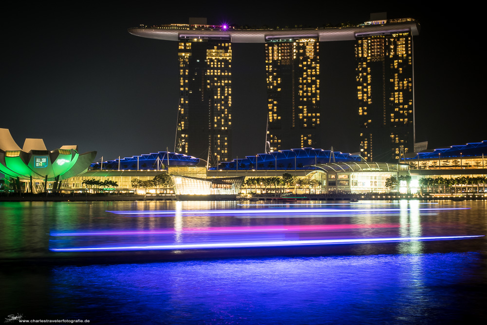 Singapore [09] – Passing by