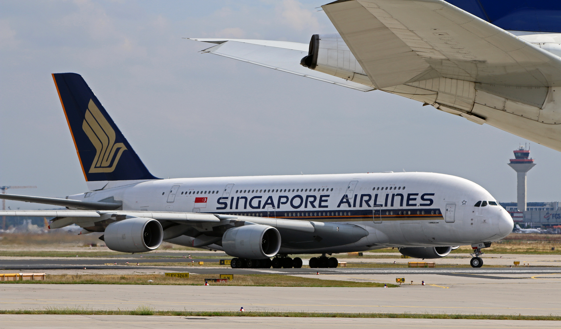 SINGAPORE AIRLINES