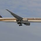 Singapore Airlines Boeing 777-312(ER) 9V-SWT