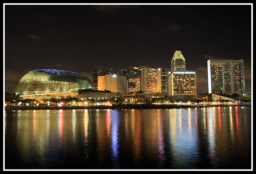 singapore at night