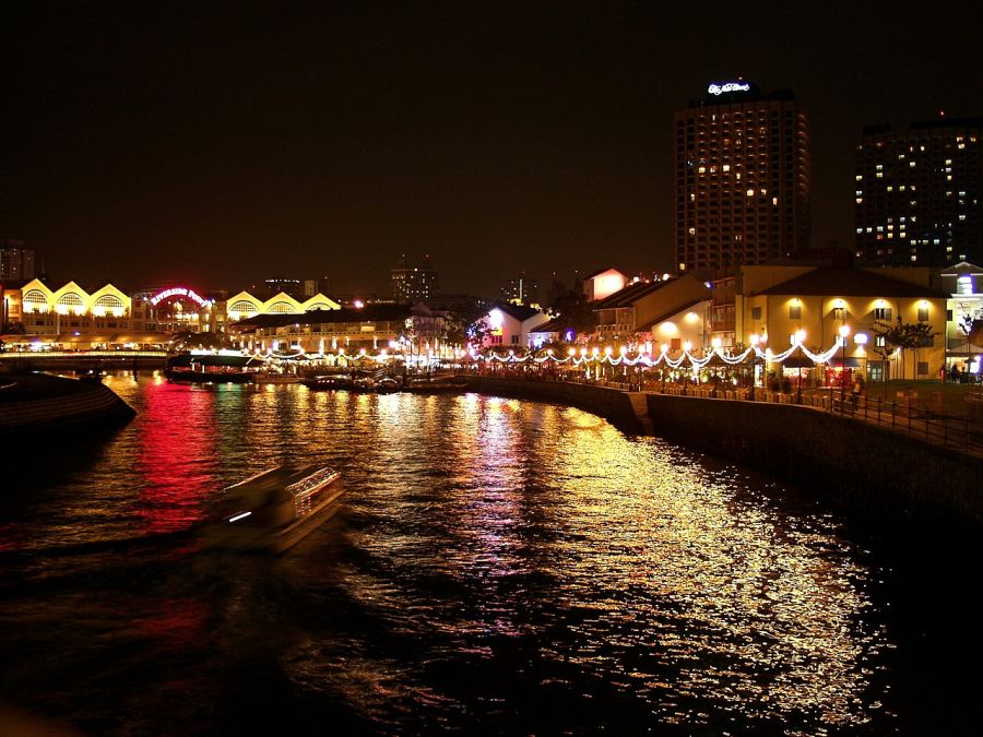 Singapore Quay at night