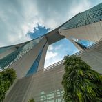 Singapur 2016: Marina Bay Sands, von unten