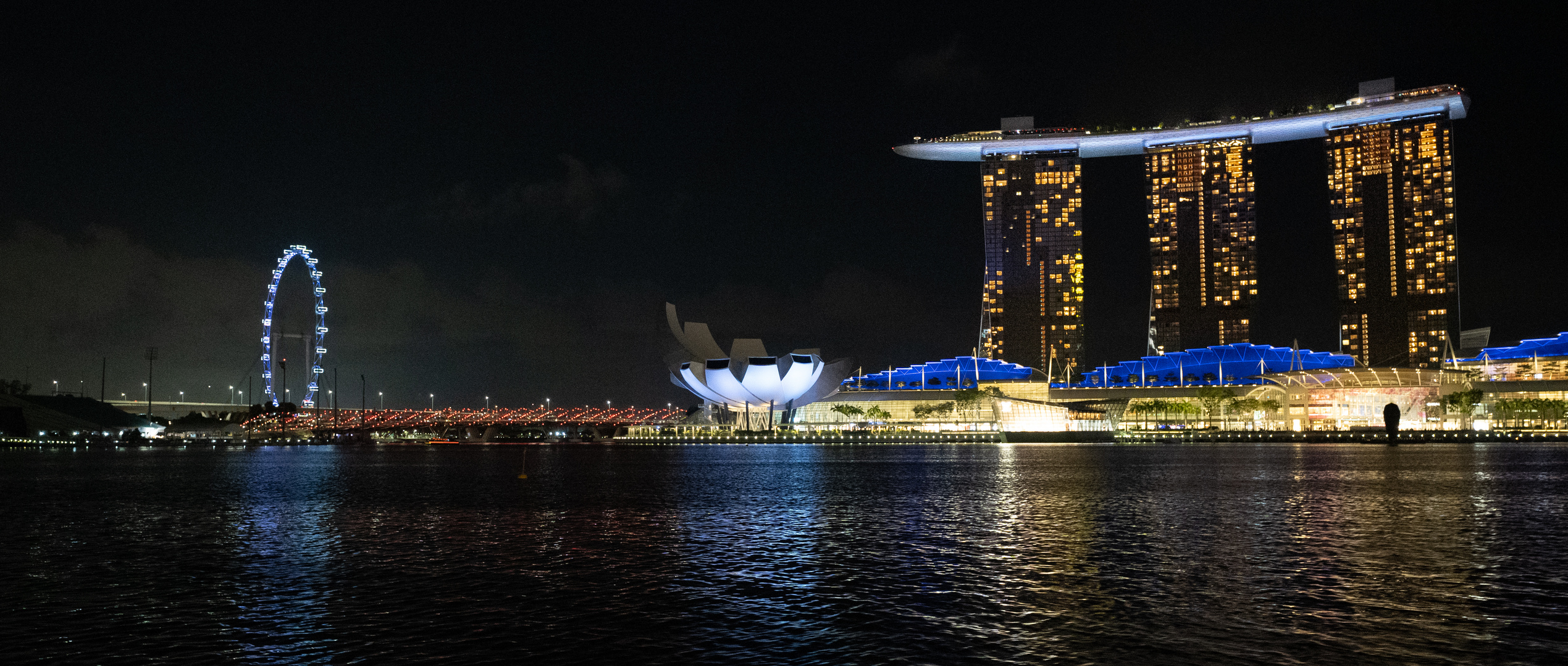 Singapur - Nachtaufnahme - Marina Bay Sands