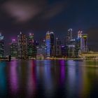 Singapur Skyline bei Nacht