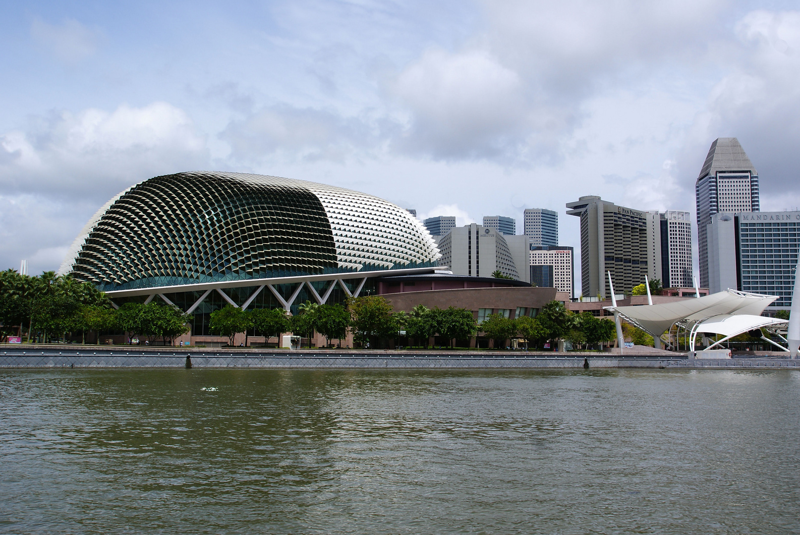 Singapur Skyline mit Konzerthalle