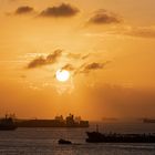 Singapur - Sonnenaufgang am Hafen