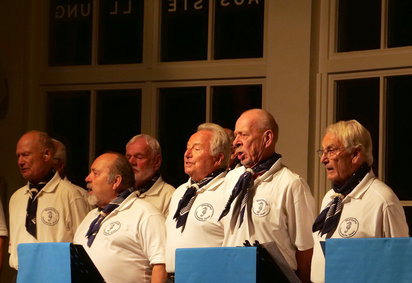 Singen Foto & Bild | unterwegs, kultur, singen Bilder auf fotocommunity