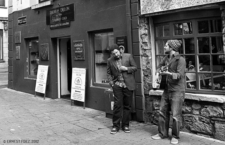 SINGIN IN GALWAY