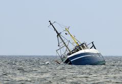 sinking ship in Limhamn sverige