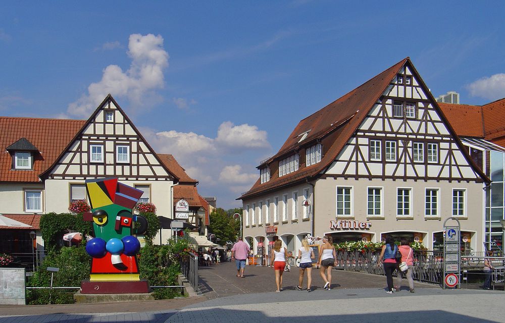 Sinsheim sur l’Elsenz  -- Mélange d’architecture près de la zone piétonne