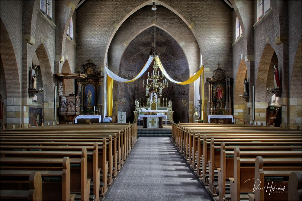 Sint-Gertrudiskerk .... Beesel 