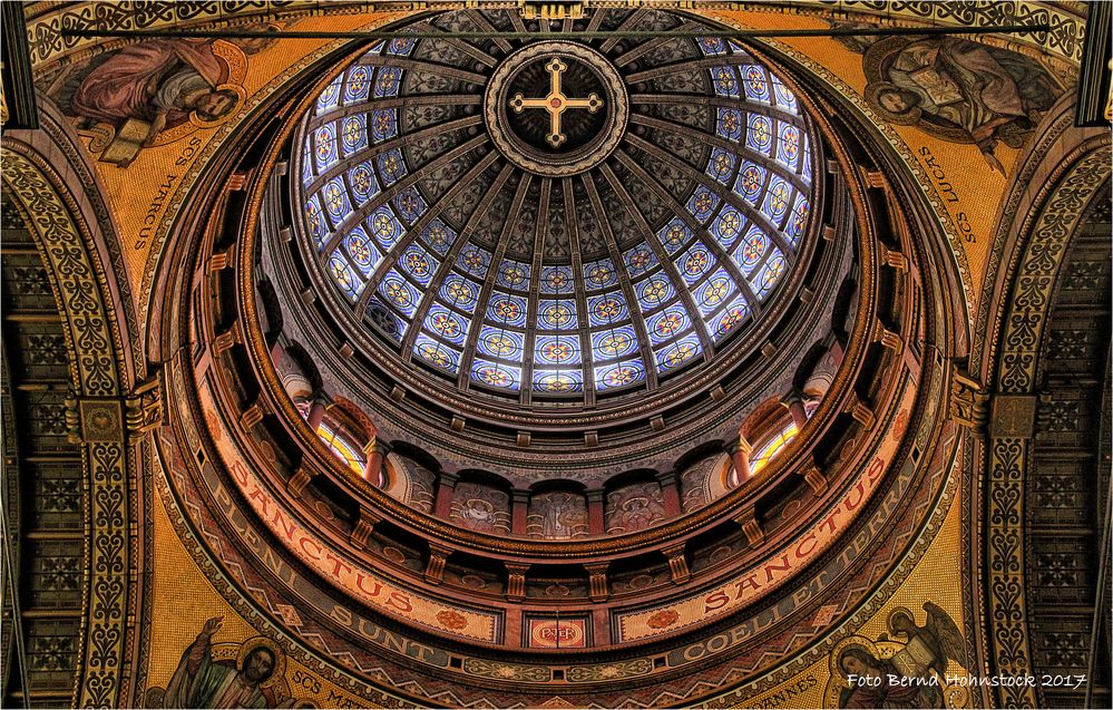  Sint-Nicolaasbasiliek  ... Amsterdam