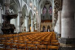 Sint Rombout ist die Bischofskirche zu Mechelen ...