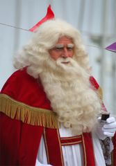 SINTERKLAAS 2008 ENKHUIZEN COMPAGNIESHAVEN (... der Dritte von links - den muss ich mir merken !!!)