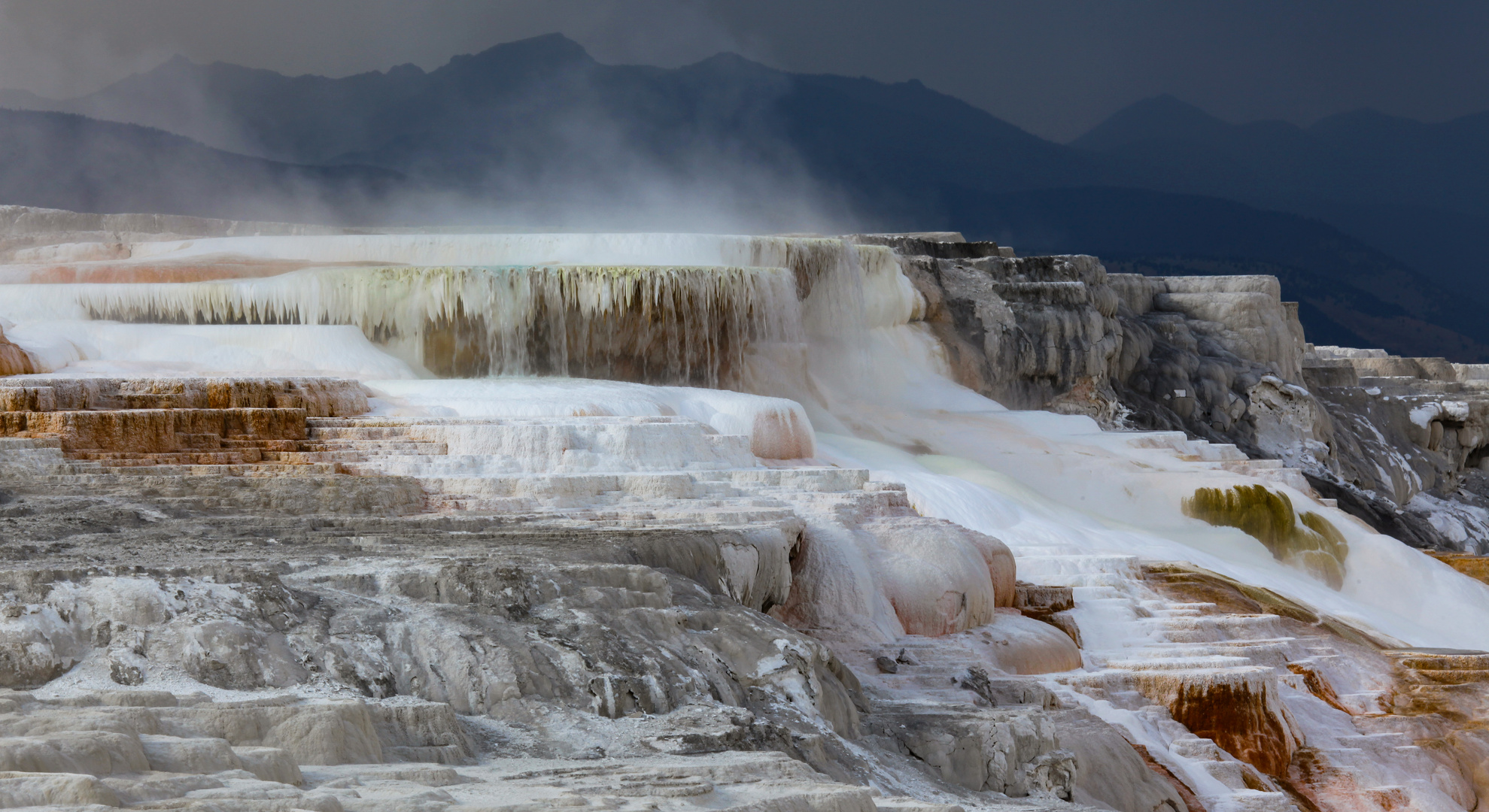 Sinterterrassen im Yellowstone NP