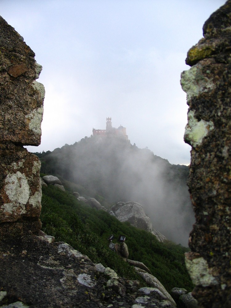 SINTRA - CASTELLO TRA LE NUVOLE