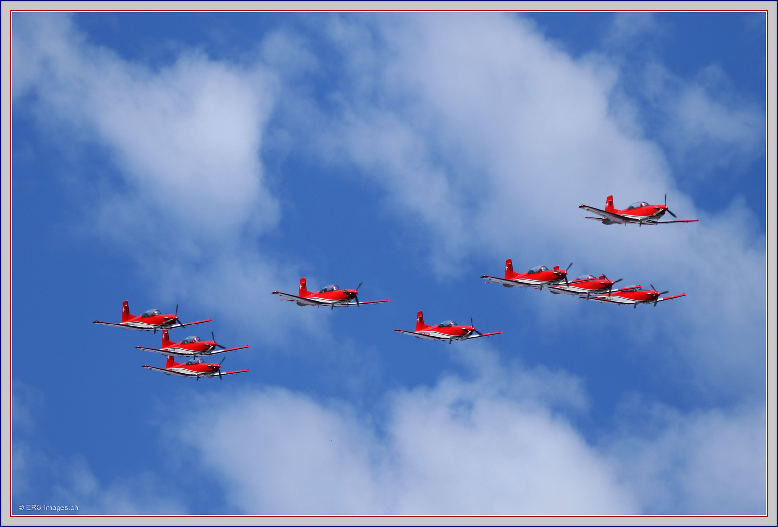 Sion Air Show 2017-09-16 1127 Swiss Air Force PC-7 Team Pilatus NCPC-7 Turbo ©