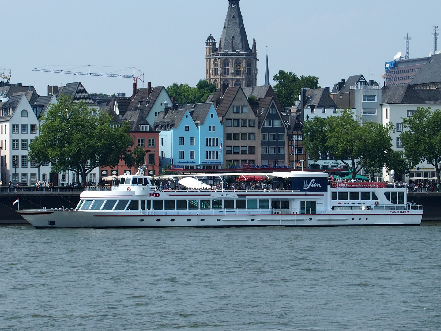 «{ Sion KD - Schiff "Loreley" in Köln auf dem Rhein }»